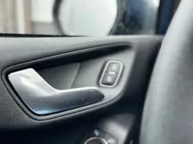 Ford Fiesta thumbnail 27