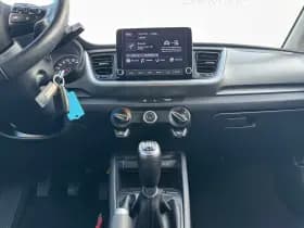 Kia Stonic thumbnail 28