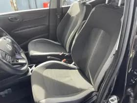 Hyundai i10 thumbnail 24