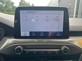 Ford Focus thumbnail 16