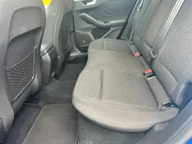 Ford Focus thumbnail 25