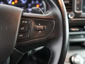 Opel Vivaro thumbnail 24