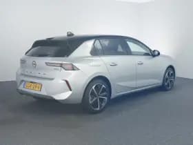 Opel Astra thumbnail 2