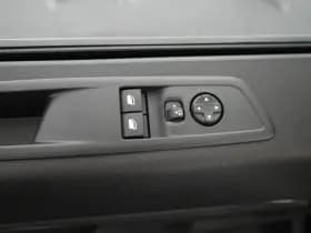Opel Vivaro thumbnail 25