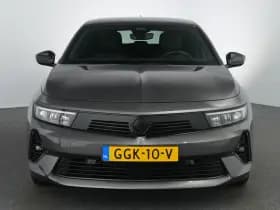 Opel Astra Sports Tourer thumbnail 5