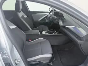 Opel Astra thumbnail 4