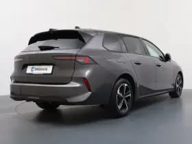 Opel Astra Sports Tourer thumbnail 2