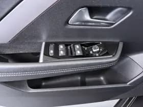 Opel Astra Sports Tourer thumbnail 26