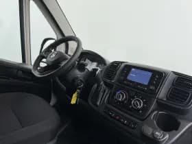 Opel Movano thumbnail 3