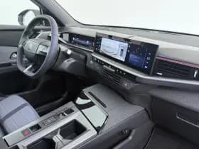Opel Grandland thumbnail 3