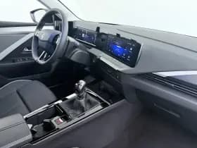 Opel Astra thumbnail 3