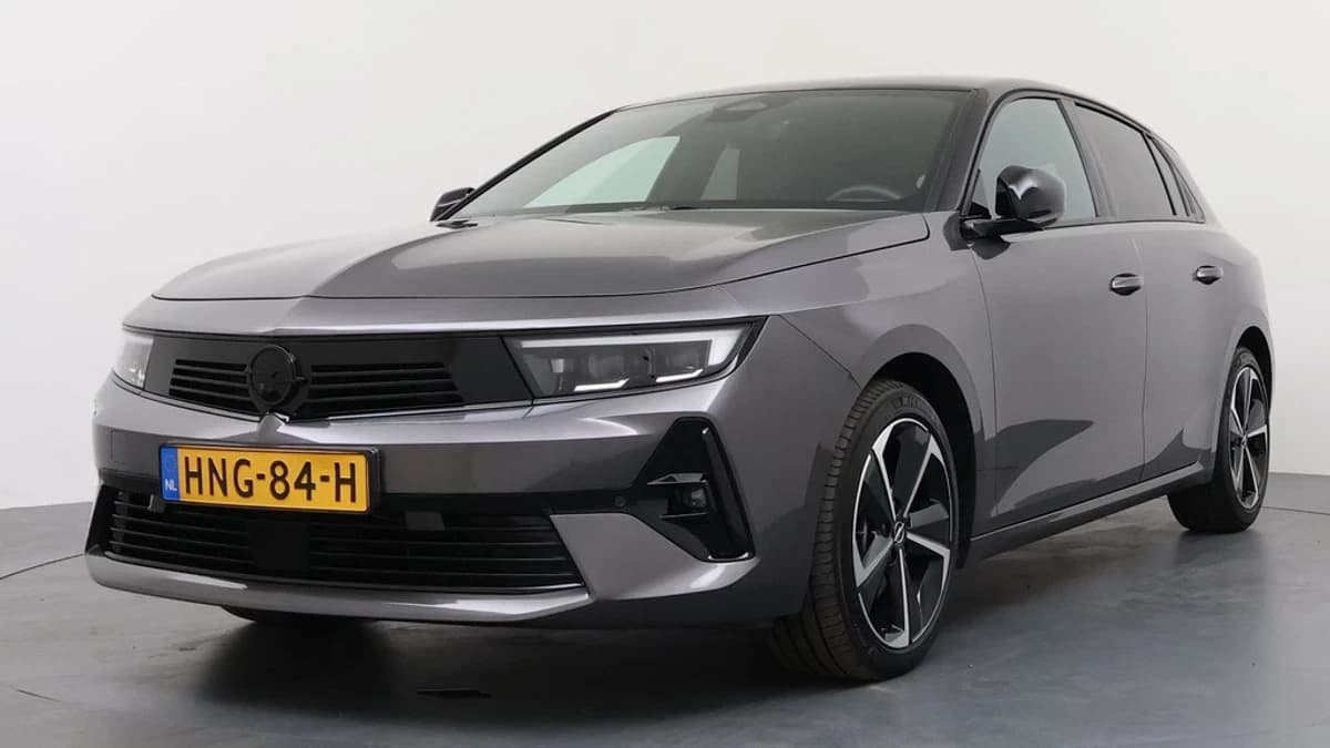 Opel Astra — foto 1