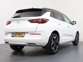 Opel Grandland thumbnail 2