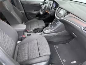 Opel Astra Sports Tourer thumbnail 4