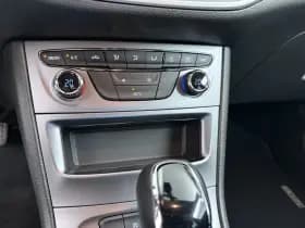 Opel Astra Sports Tourer thumbnail 31