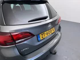 Opel Astra Sports Tourer thumbnail 34