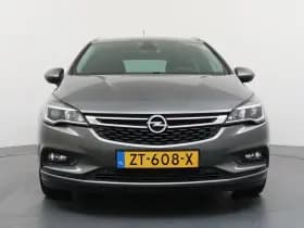 Opel Astra Sports Tourer thumbnail 5