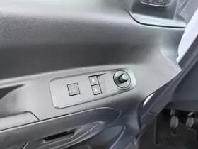 Opel Combo thumbnail 8
