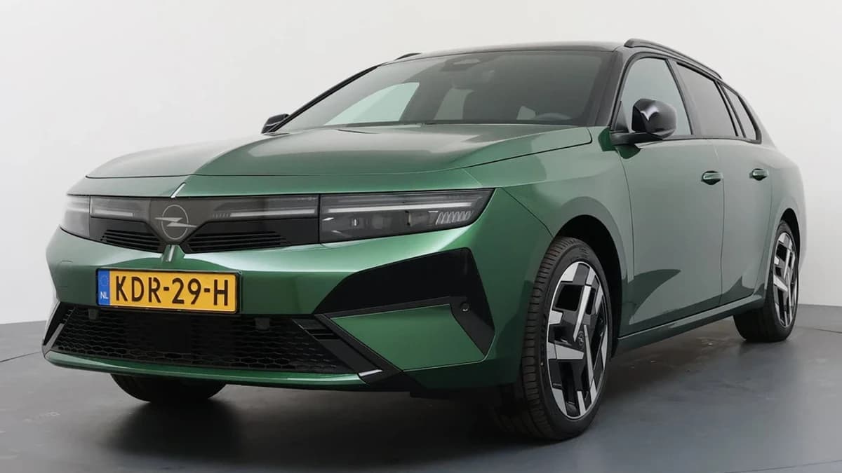 Opel Astra-e — foto 1