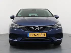 Opel Astra Sports Tourer thumbnail 5