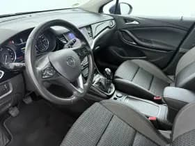 Opel Astra Sports Tourer thumbnail 8