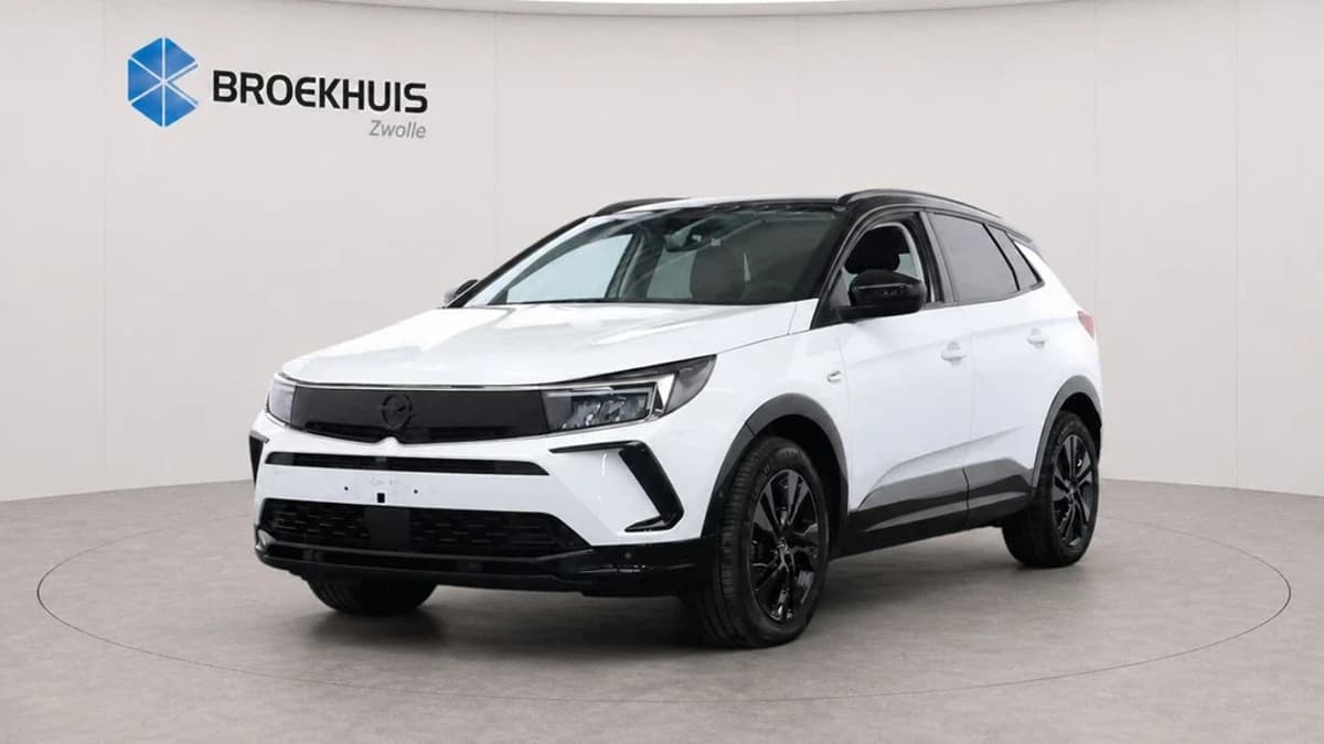 Opel Grandland — foto 1