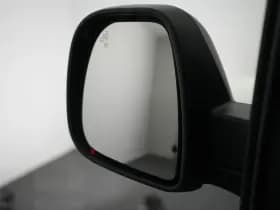 Opel Vivaro thumbnail 27
