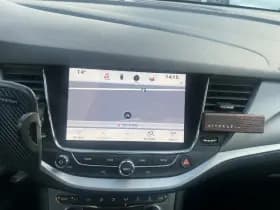 Opel Astra Sports Tourer thumbnail 5