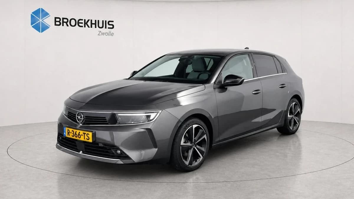Opel Astra — foto 1