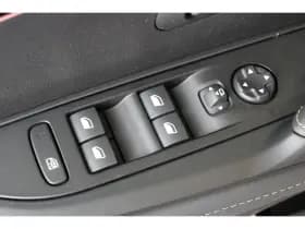 Peugeot 208 thumbnail 18