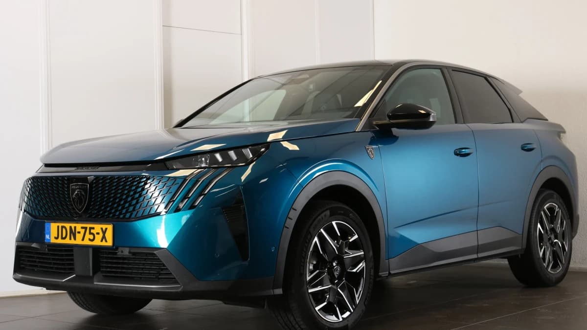 Peugeot 3008 — foto 1