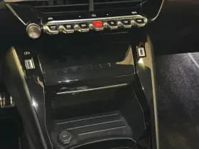 Peugeot 208 thumbnail 37