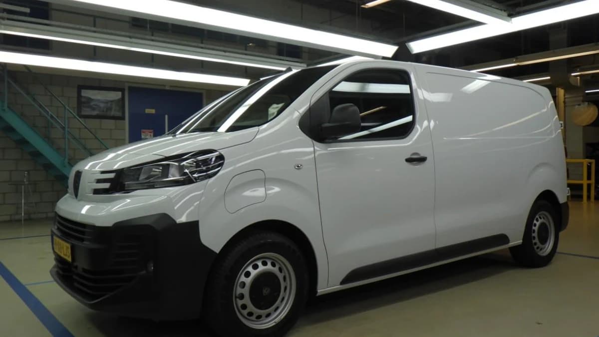 Peugeot E-Expert — foto 1
