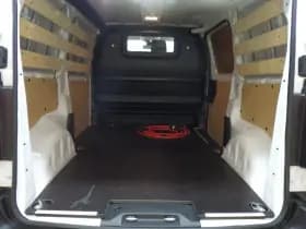 Peugeot E-Expert thumbnail 6