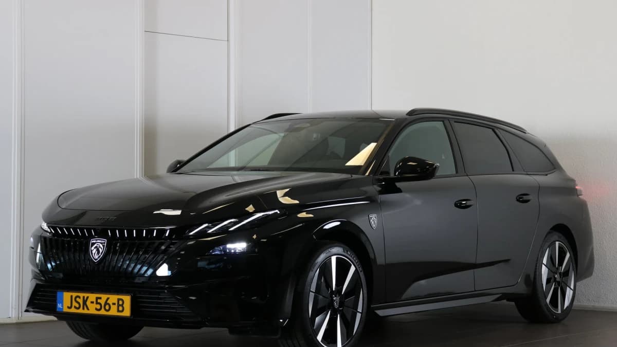 Peugeot 308 — foto 1