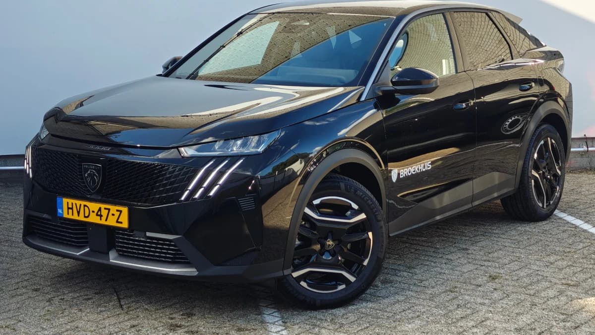 Peugeot 3008 — foto 1