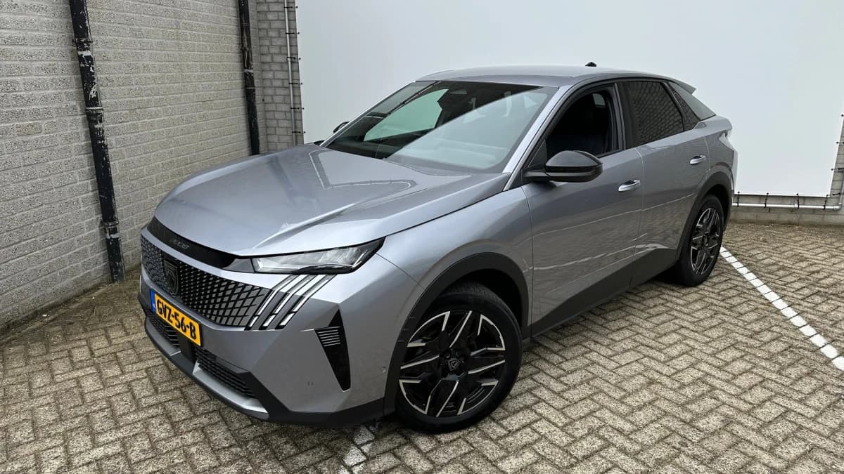 Peugeot 3008 — foto 1