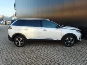 Peugeot 5008 thumbnail 2