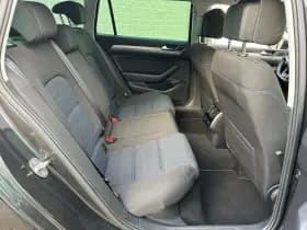 Volkswagen Passat thumbnail 12