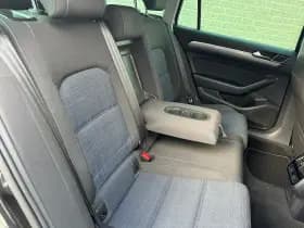 Volkswagen Passat thumbnail 16