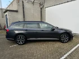 Volkswagen Passat thumbnail 10