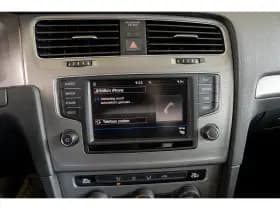Volkswagen Golf thumbnail 21