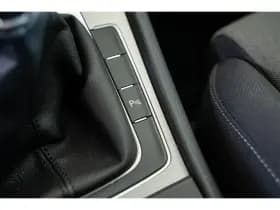 Volkswagen Golf thumbnail 29