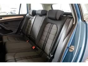 Volkswagen Golf thumbnail 9