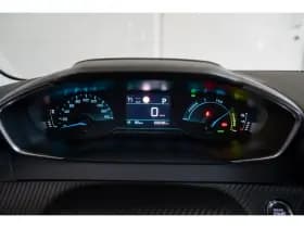 Peugeot e-208 thumbnail 16