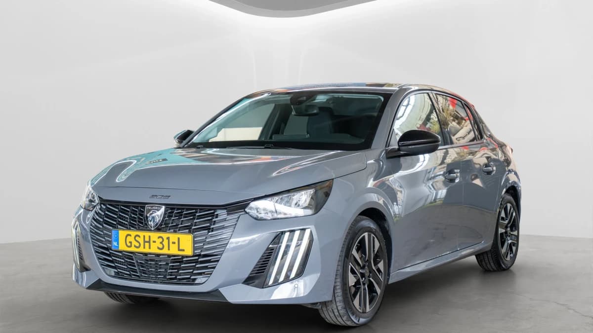 Peugeot 208 — foto 1