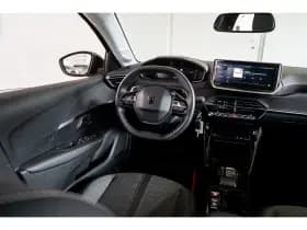 Peugeot 208 thumbnail 3
