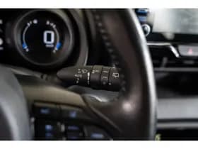 Toyota Yaris thumbnail 17