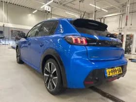 Peugeot e-208 thumbnail 2