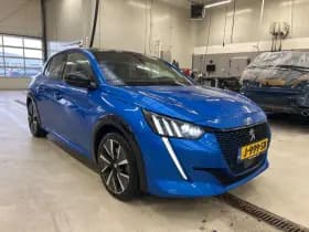 Peugeot e-208 thumbnail 3